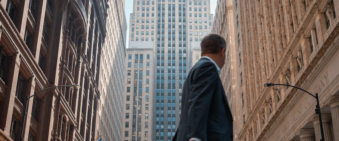 Highest Paying Finance Jobs in 2025: Hedge Funds, Private Equity, and Beyond